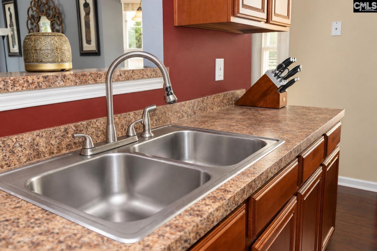 153 Springhaven  Photo 23