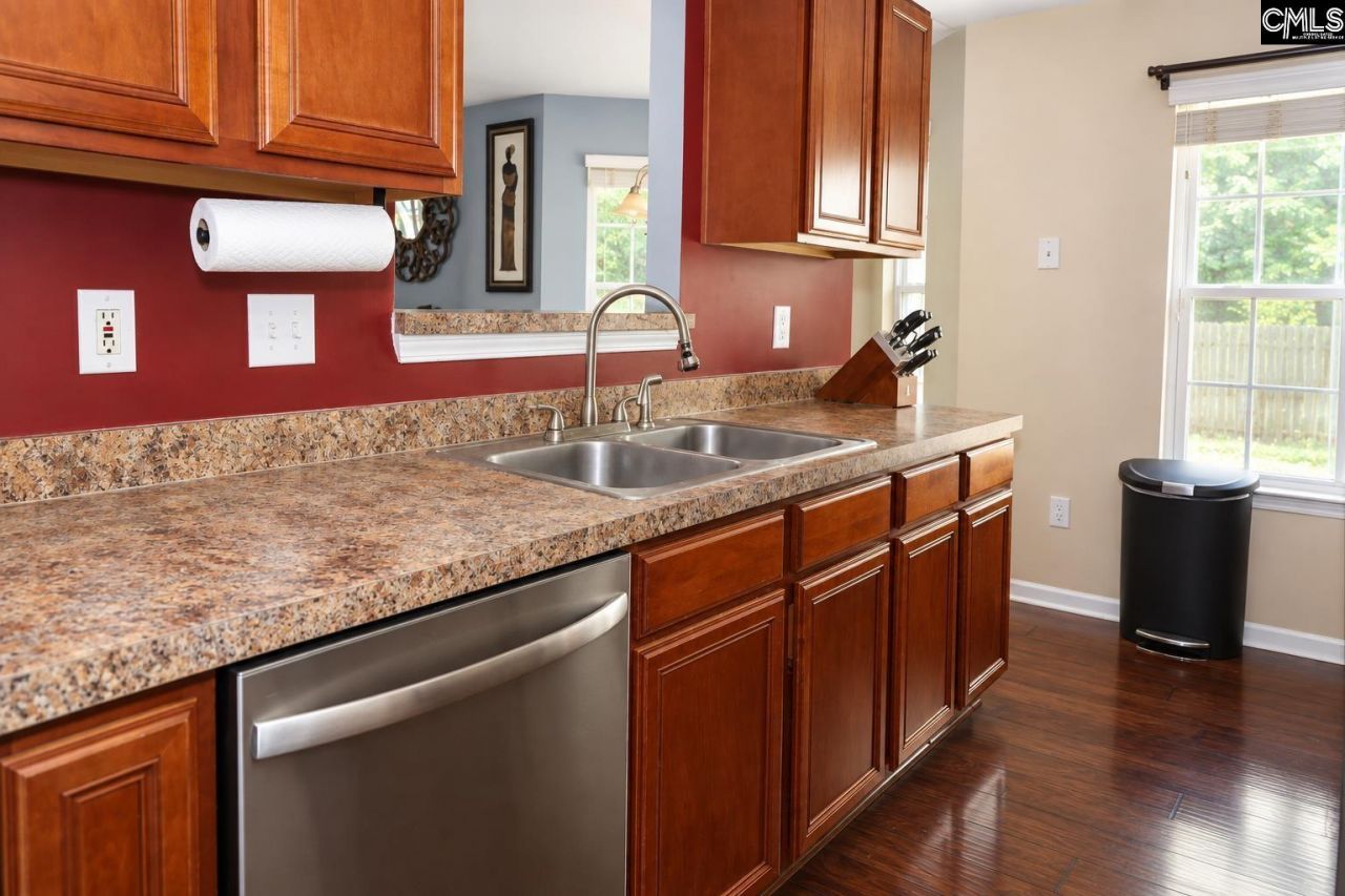 153 Springhaven  Photo 24
