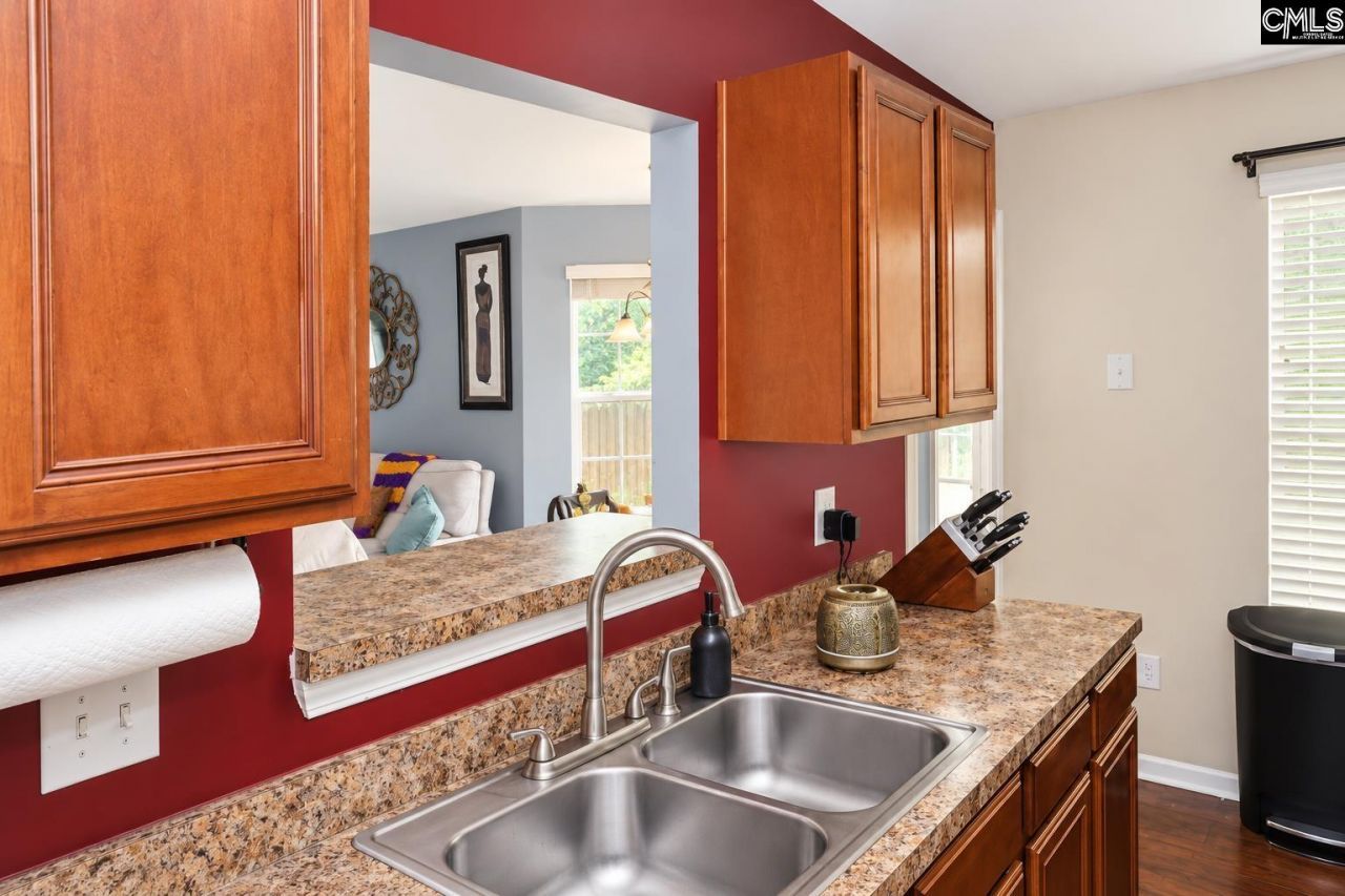 153 Springhaven  Photo 31