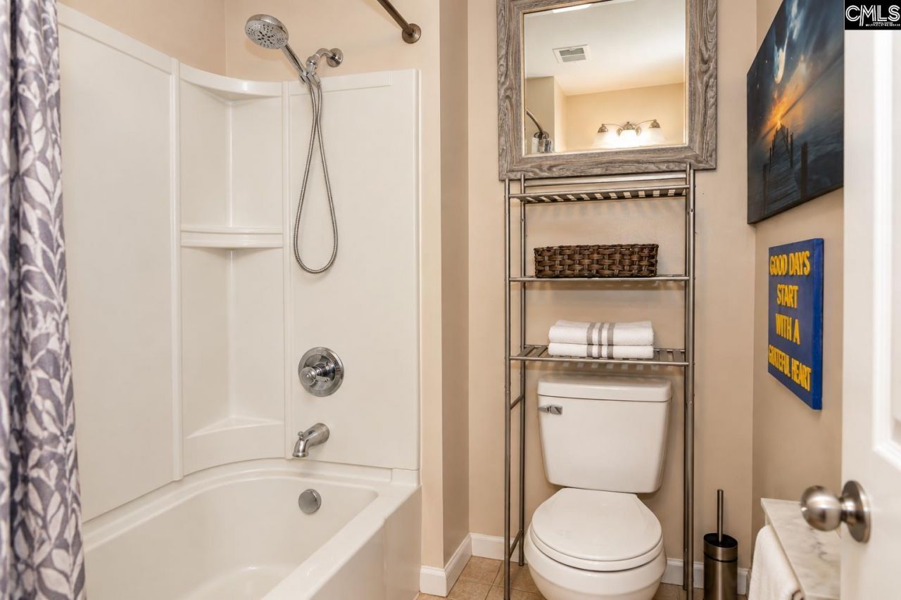 153 Springhaven  Photo 32