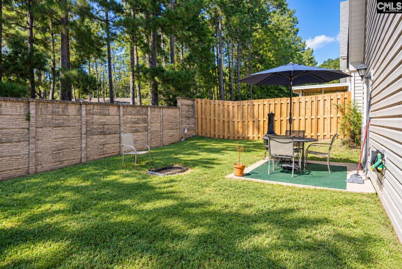 153 Springhaven  Photo 6