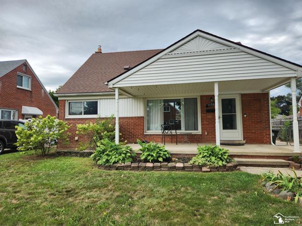 7520 Harding Street, Taylor, MI 48180