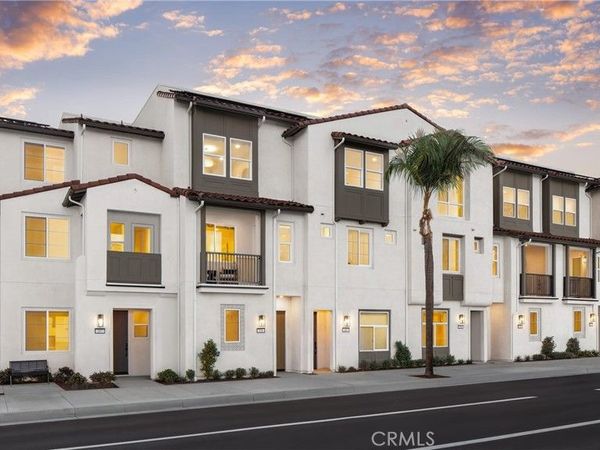 685 S Brea Boulevard, Unit 304, Brea, CA 92821