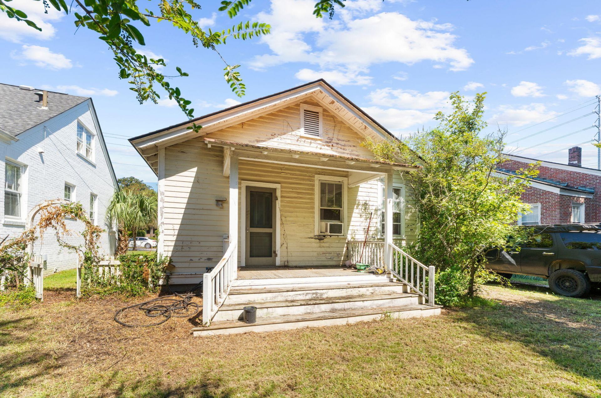 161 Grove Street Photo 23