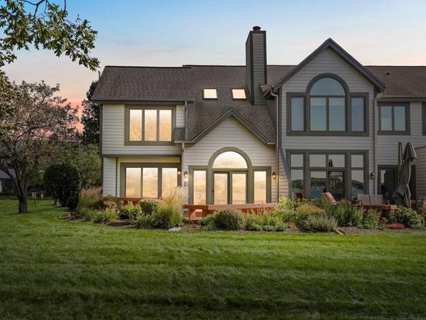S74W17692 Harbor CIRCLE, Muskego, WI 53150