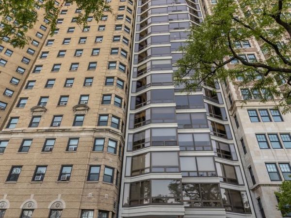 1418 N Lake shore Drive, Unit 28, Chicago, IL 60610