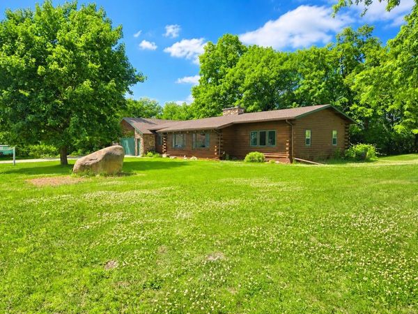 830 W Church Street, Belle Plaine, MN 56011