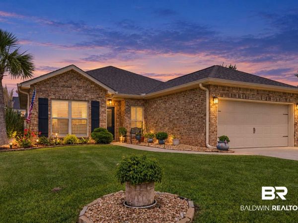 672 Darley Circle, Gulf Shores, AL 36542