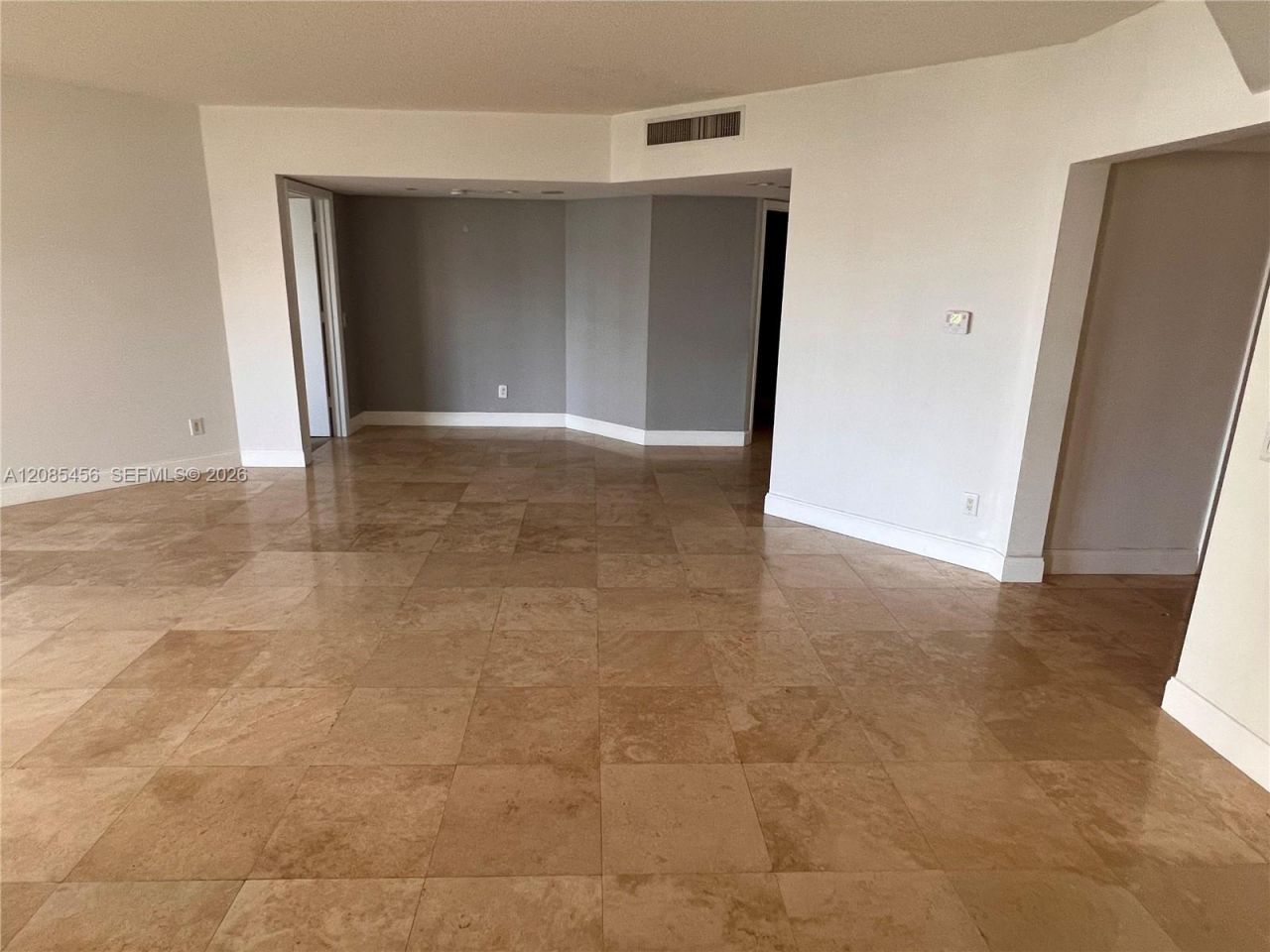 21055 Yacht Club Dr , Unit 1206, Aventura, FL 33180 Photo