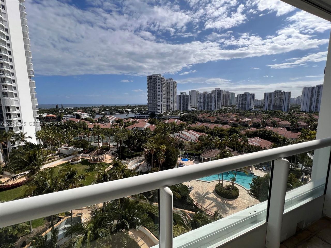 21055 Yacht Club Dr , Unit 1206, Aventura, FL 33180 Photo