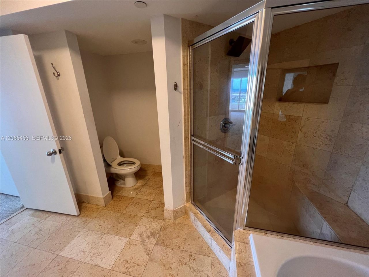 21055 Yacht Club Dr , Unit 1206, Aventura, FL 33180 Photo