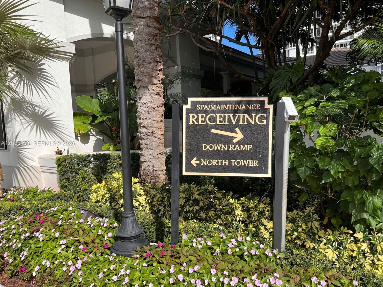 21055 Yacht Club Dr , Unit 1206, Aventura, FL 33180 Photo