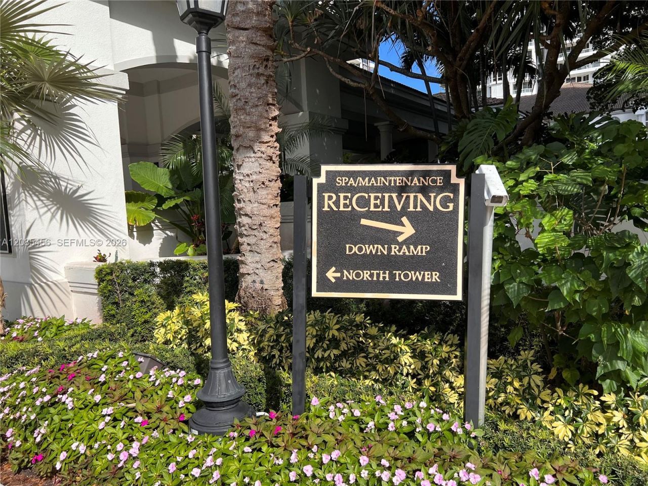 21055 Yacht Club Dr , Unit 1206, Aventura, FL 33180 Photo