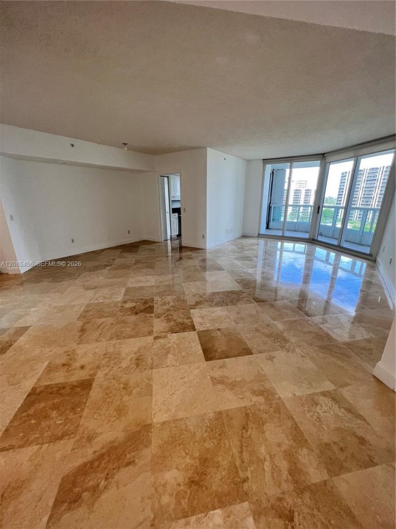 21055 Yacht Club Dr , Unit 1206, Aventura, FL 33180 Photo