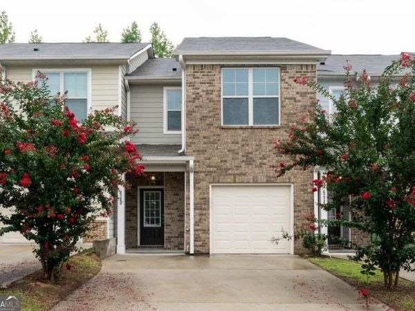 6220 Trickle Bend, Atlanta, GA 30349