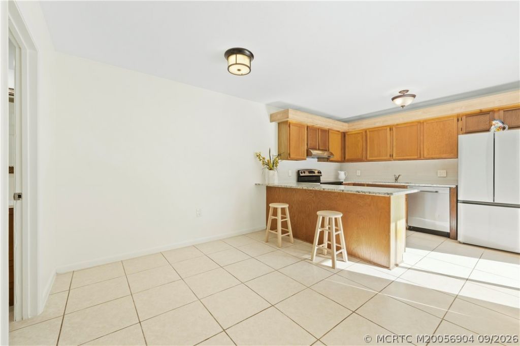 5726 SE Windsong Lane, Unit 324, Stuart, FL 34997 Photo