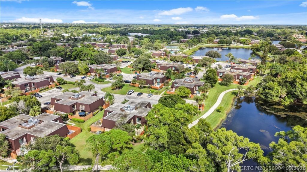 5726 SE Windsong Lane, Unit 324, Stuart, FL 34997 Photo
