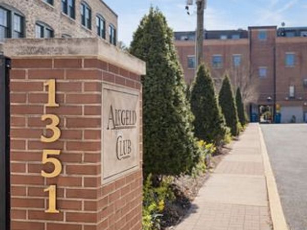 1351 W ALTGELD Street , Unit 1J, Chicago, IL 60614