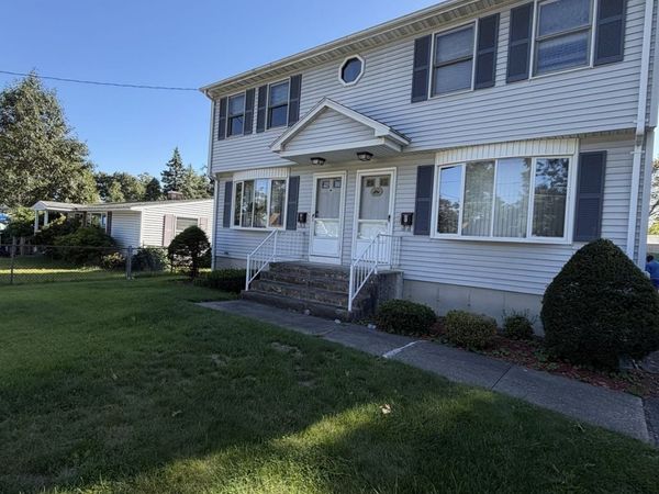 44 Middle St, Unit 44, Springfield, MA 01104