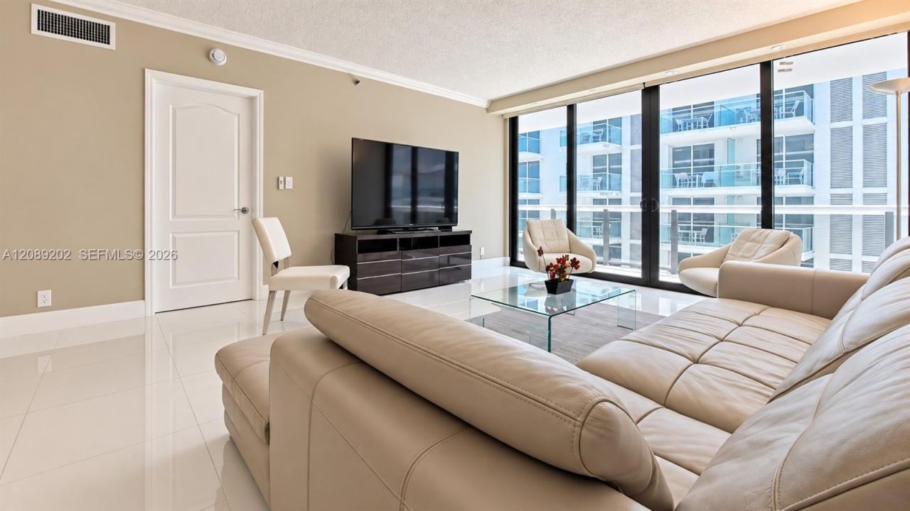 9455 Collins Ave, Unit 906, Surfside, FL 33154 Photo