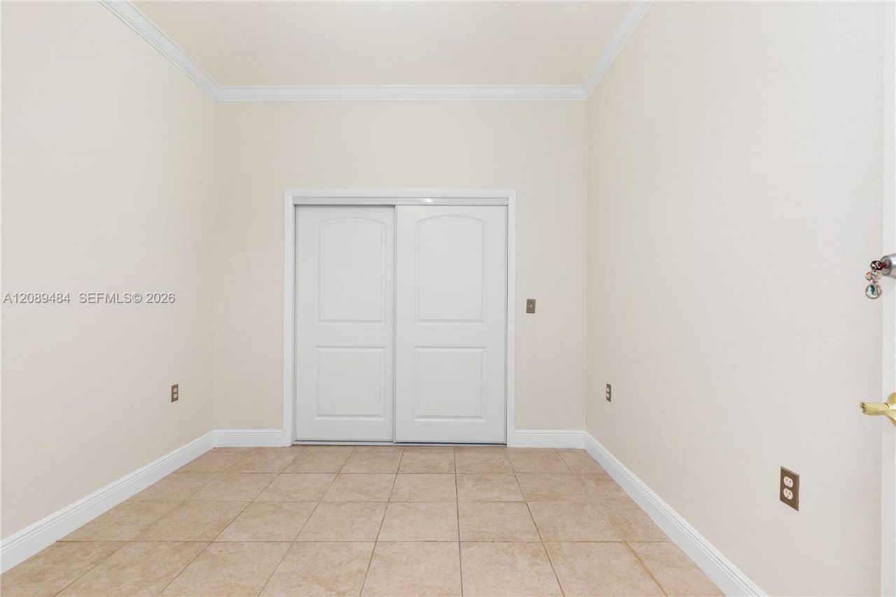 8934 Hawthorne Ave , Surfside, FL 33154 Photo
