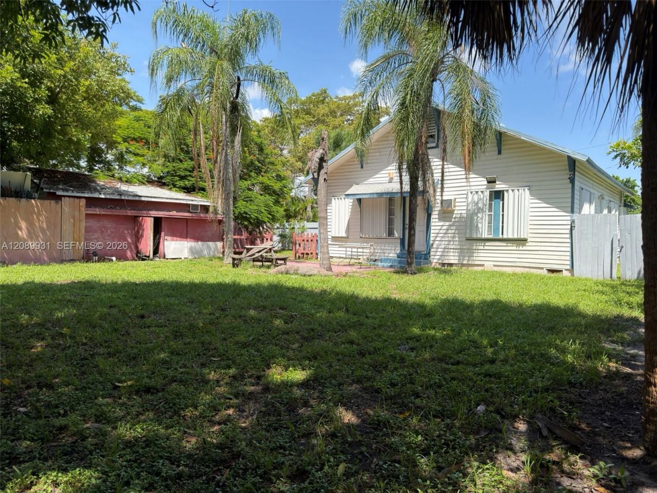 112 SE 3rd St, Hallandale Beach, FL 33009 Photo