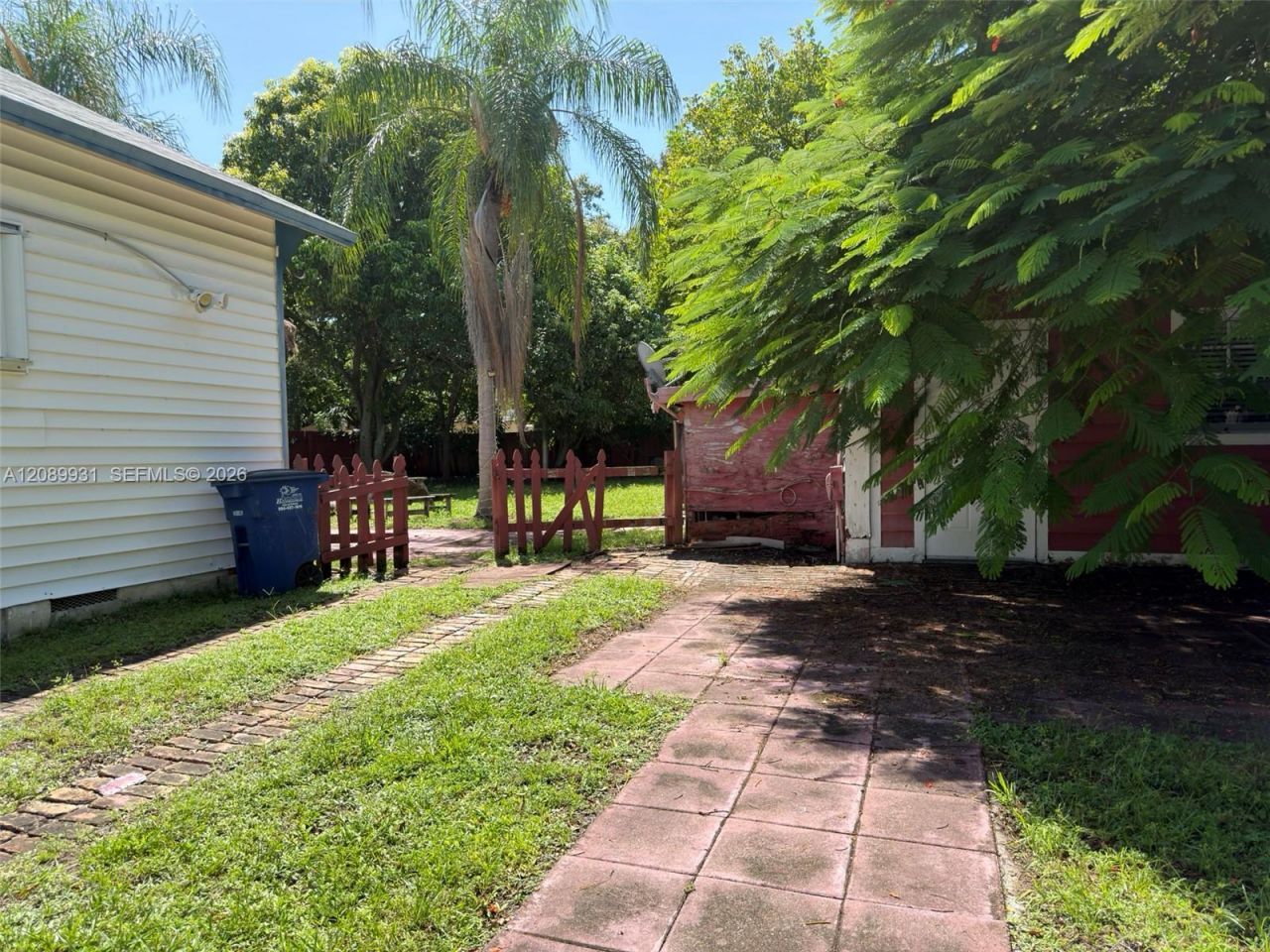 112 SE 3rd St, Hallandale Beach, FL 33009 Photo