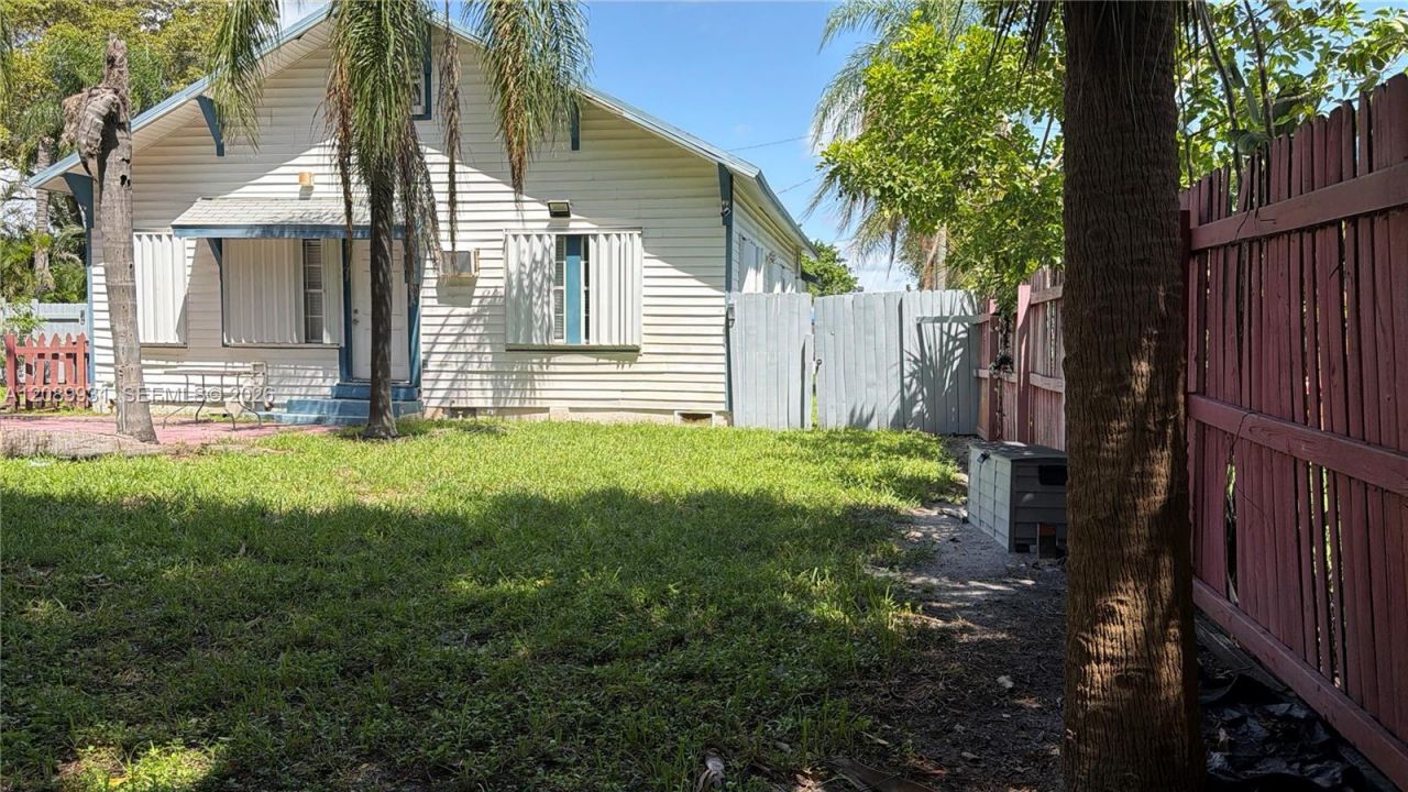 112 SE 3rd St, Hallandale Beach, FL 33009 Photo