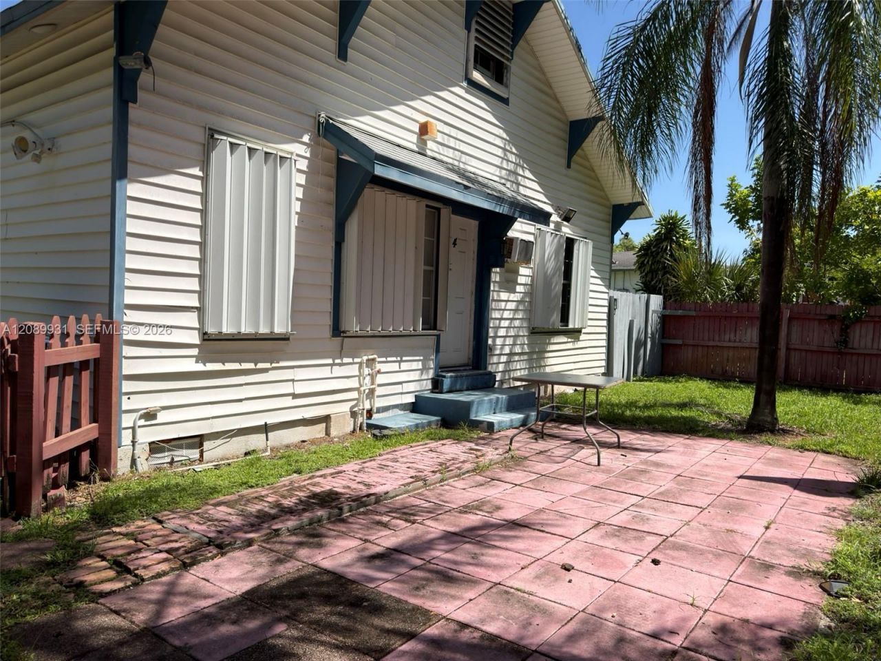 112 SE 3rd St, Hallandale Beach, FL 33009 Photo