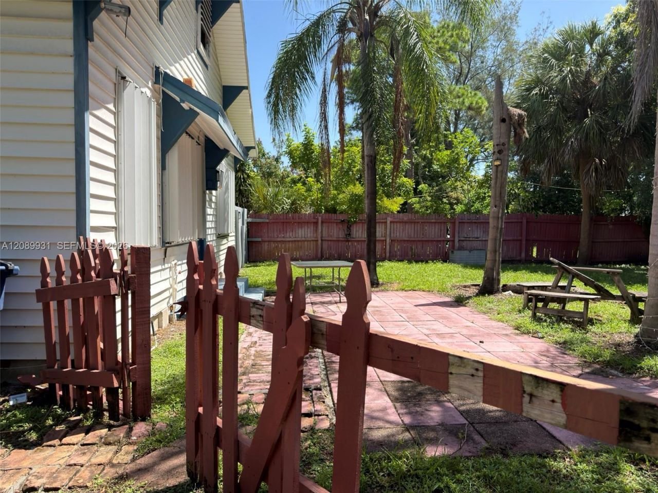 112 SE 3rd St, Hallandale Beach, FL 33009 Photo