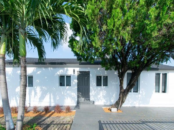 2324 NW 14th Ave , Miami, FL 33142