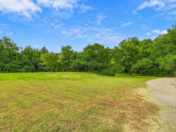 548 Dalrock Road , Rowlett, TX 75089