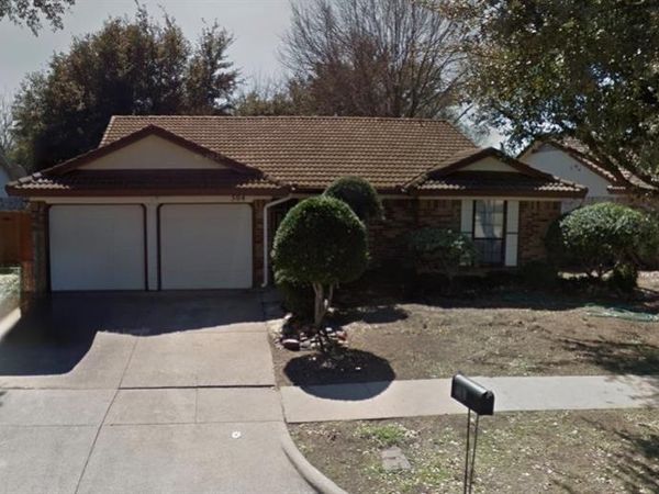 304 Juniper Drive, Arlington, TX 76018