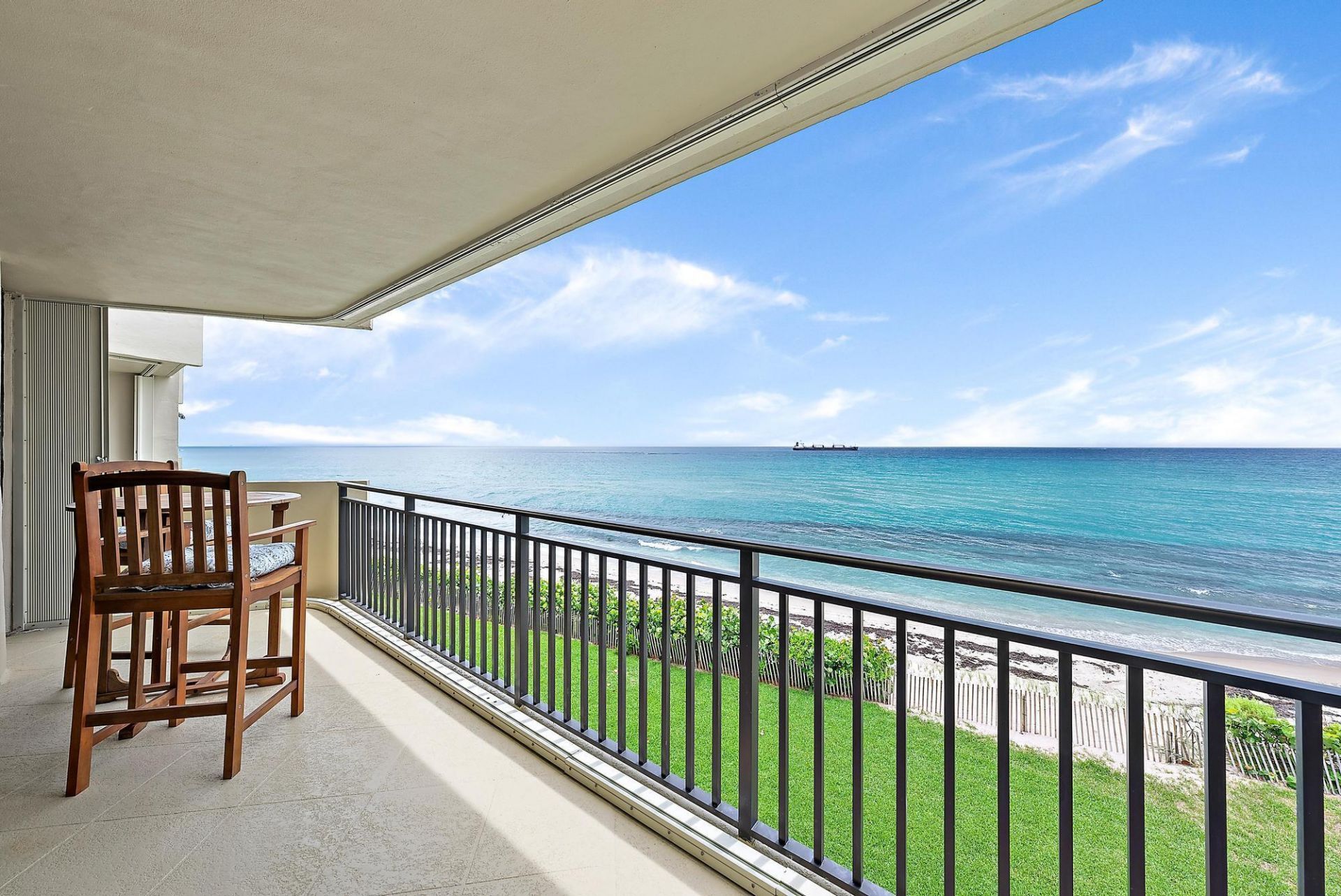 5460 N Ocean Drive, Unit 3B, Riviera Beach, FL 33404 Photo