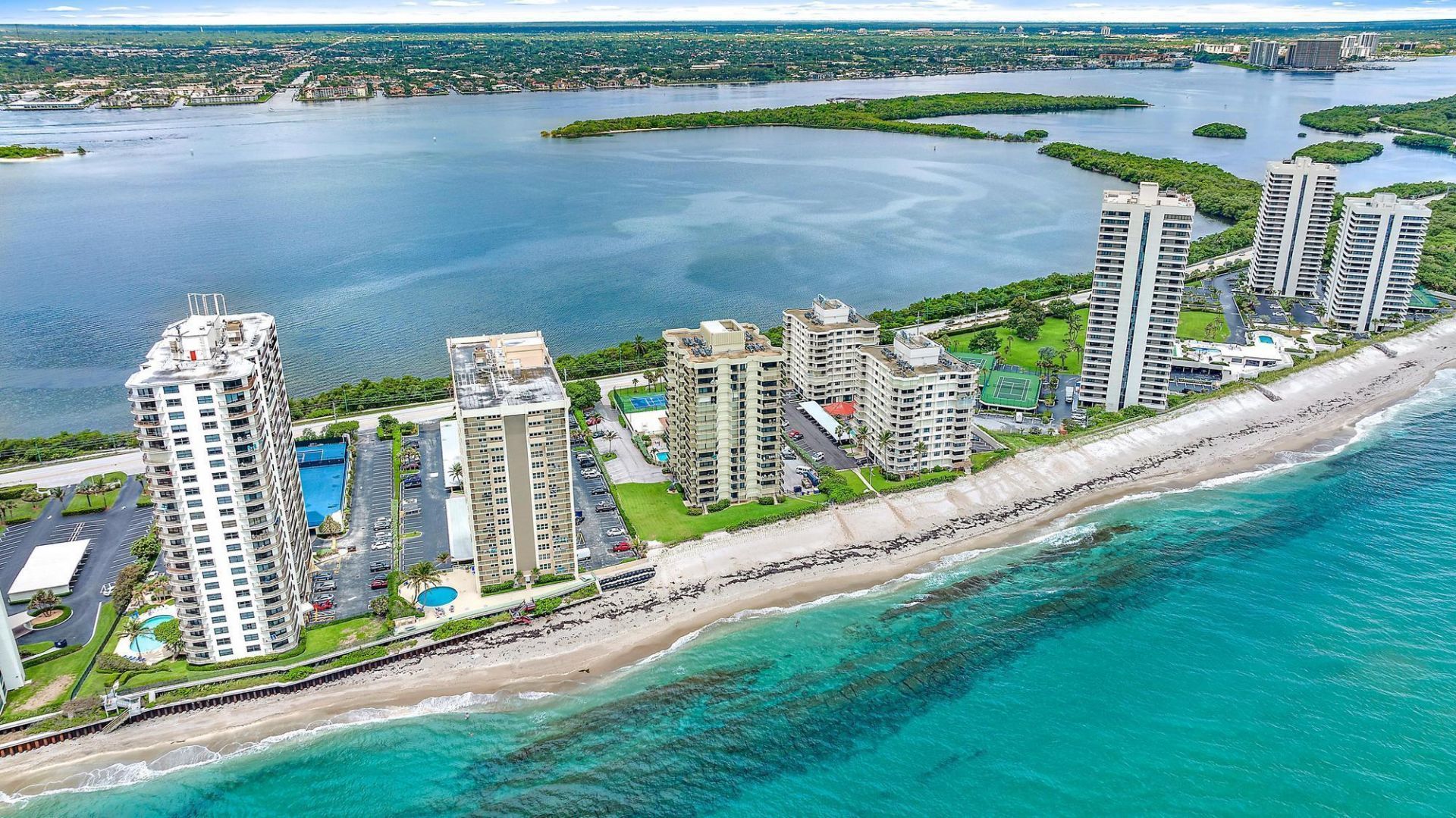 5460 N Ocean Drive, Unit 3B, Riviera Beach, FL 33404 Photo