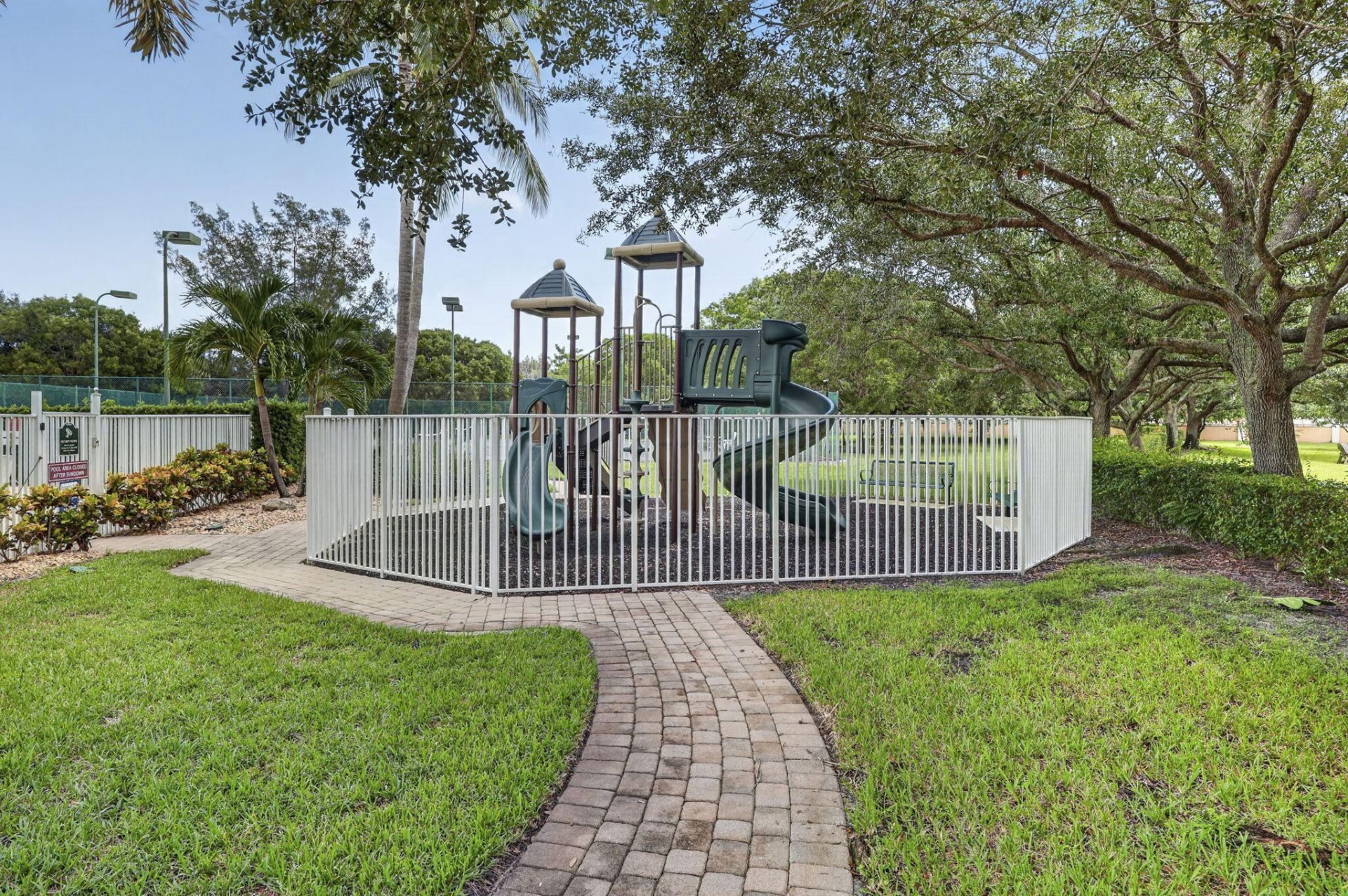 4003 W Hamilton Key, West Palm Beach, FL 33411 Photo