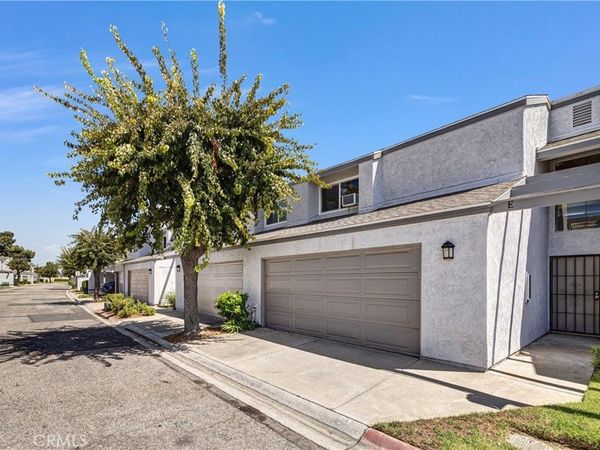 4828 W 5th, Unit E, Santa Ana, CA 92703