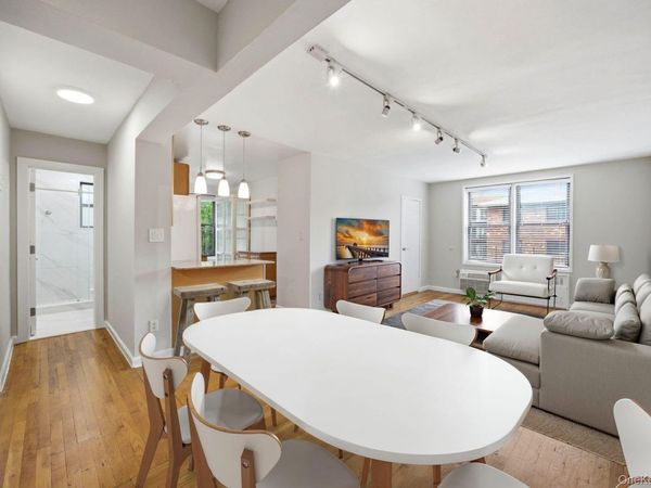 25-34 Crescent Street , Unit 2K, Astoria, NY 11102