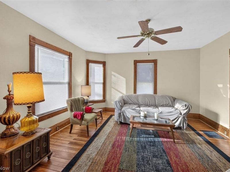 820 6th Street SW, Massillon, OH 44647 Photo 5