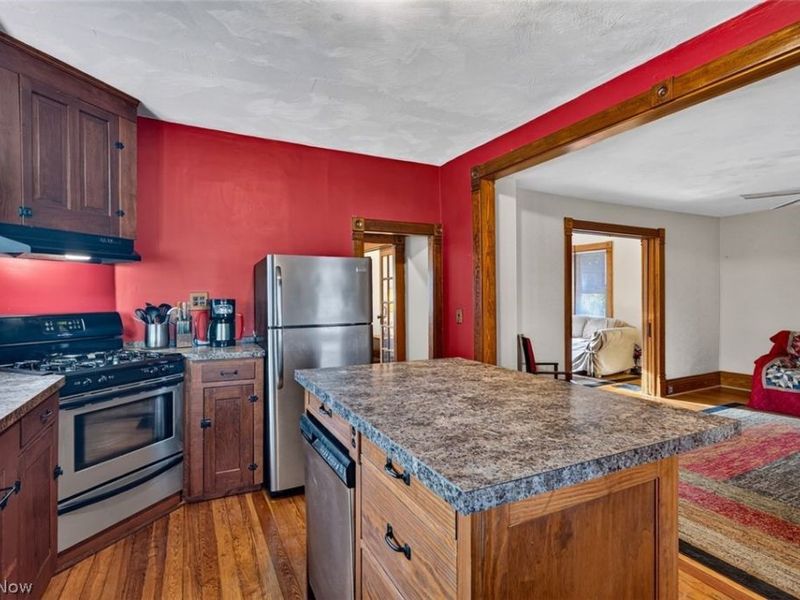 820 6th Street SW, Massillon, OH 44647 Photo 6