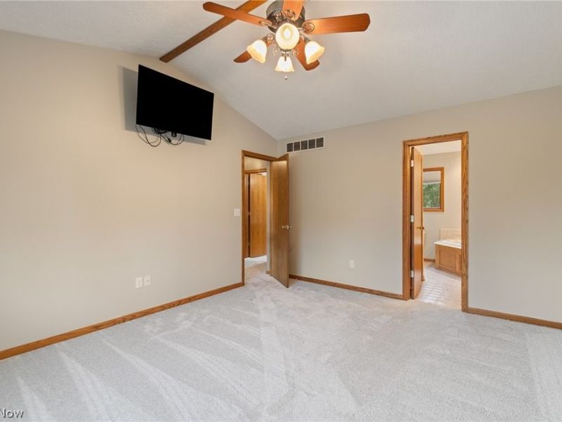 5688 Shallow Creek Avenue, Louisville, OH 44641 Photo 27