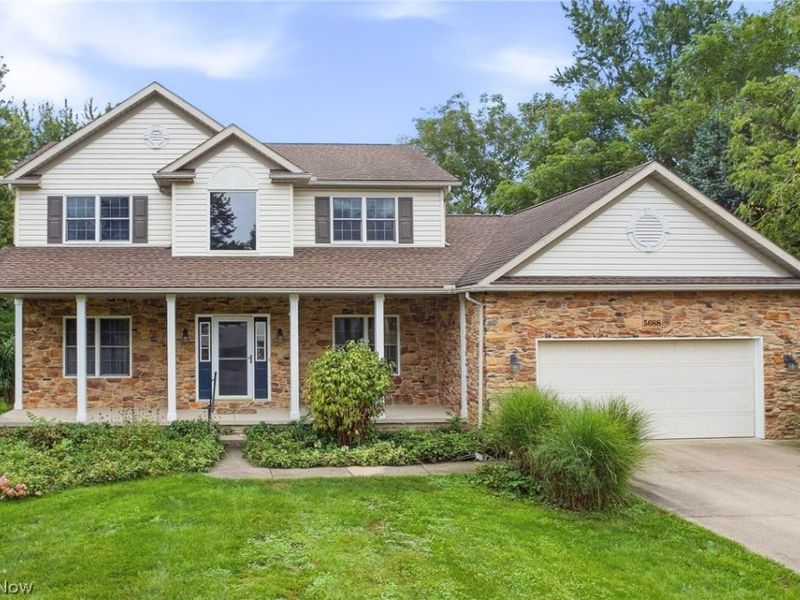 5688 Shallow Creek Avenue, Louisville, OH 44641 Photo 3