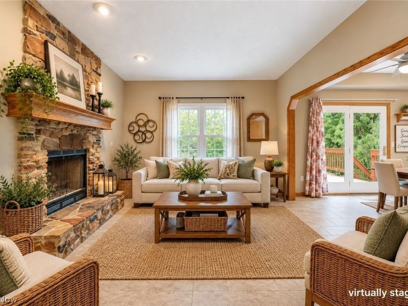 5688 Shallow Creek Avenue, Louisville, OH 44641 Photo 6
