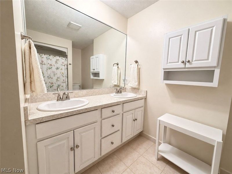 310 Fawnwood Drive, Tallmadge, OH 44278 Photo 33