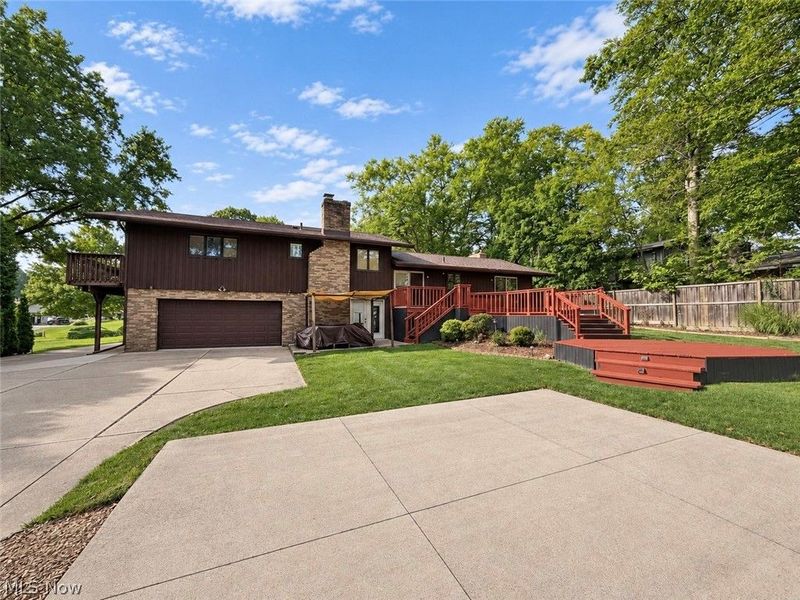310 Fawnwood Drive, Tallmadge, OH 44278 Photo 8