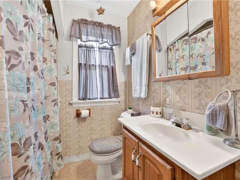 7101 Brownfield Drive, Parma, OH 44129 Photo 15