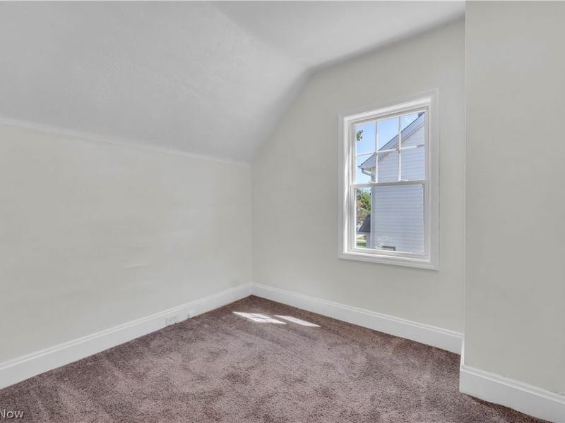 3326 E Scarborough Road , Cleveland Heights, OH 44118 Photo 16