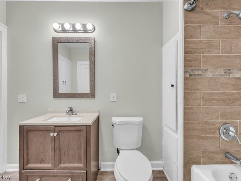 3326 E Scarborough Road , Cleveland Heights, OH 44118 Photo 17