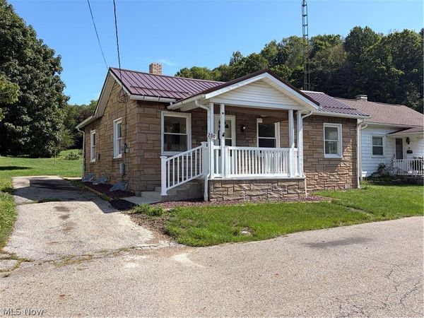 200 Short Street , East Palestine, OH 44413