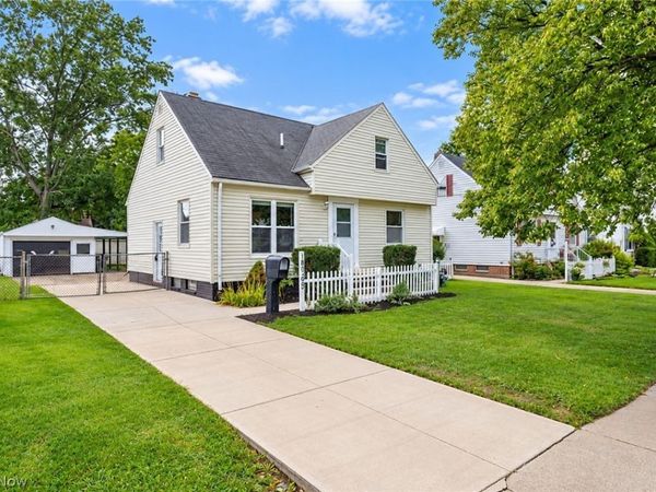 16189 Hummel Road , Brook Park, OH 44142